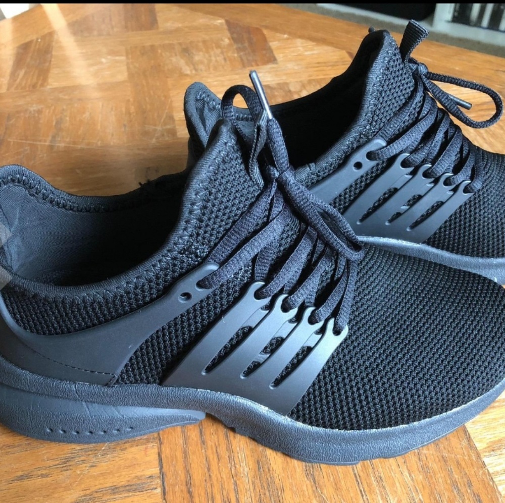 Running Shoes - Picture 2 of 2
